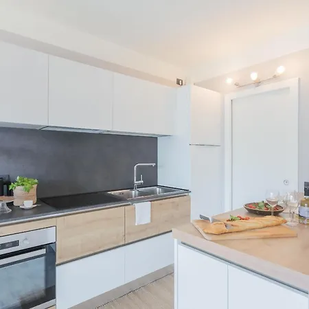 Misultin House & Swimming Pool, Luxury In By Rent Appartamento Pianello Del Lario