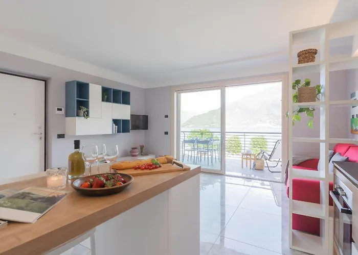 Apartamento Misultin House & Swimming Pool, Luxury In By Rent Pianello Del Lario