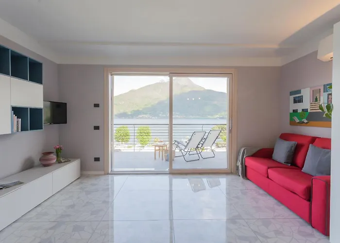 Apartamento Misultin House & Swimming Pool, Luxury In By Rent Pianello Del Lario