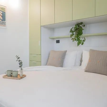 Daire Misultin House & Swimming Pool, Luxury In By Rent *